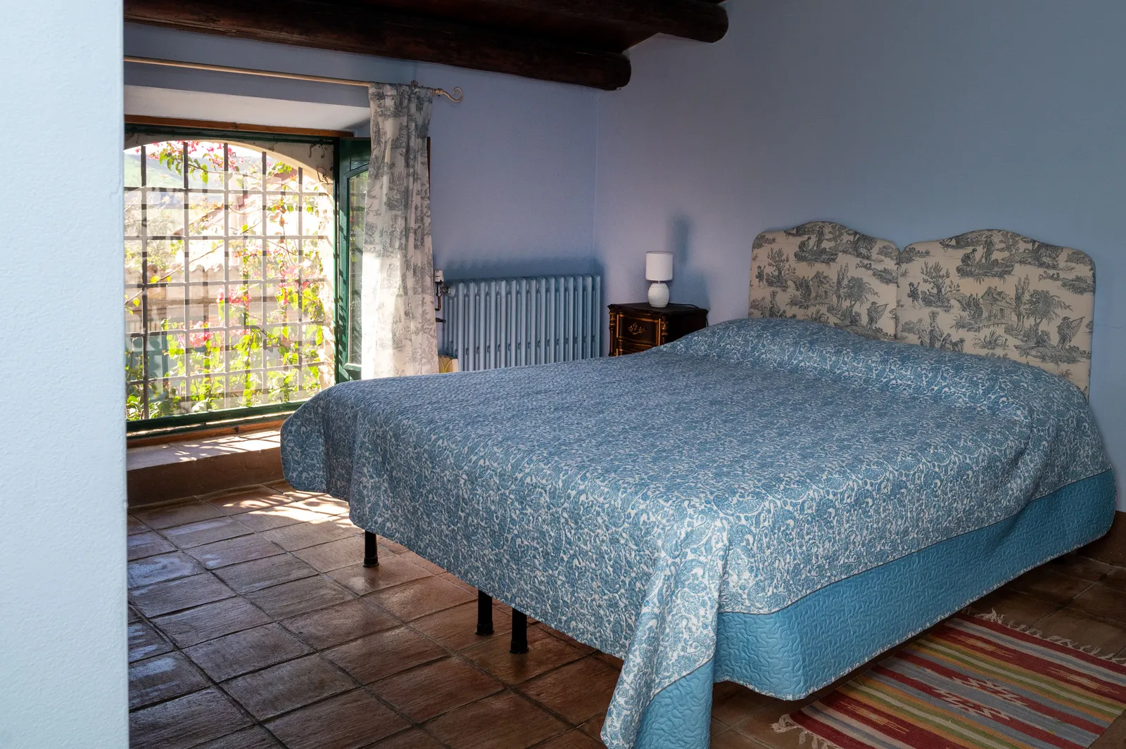 Luxury room with double bed and garden view at Sicilian Spirit, Sicily